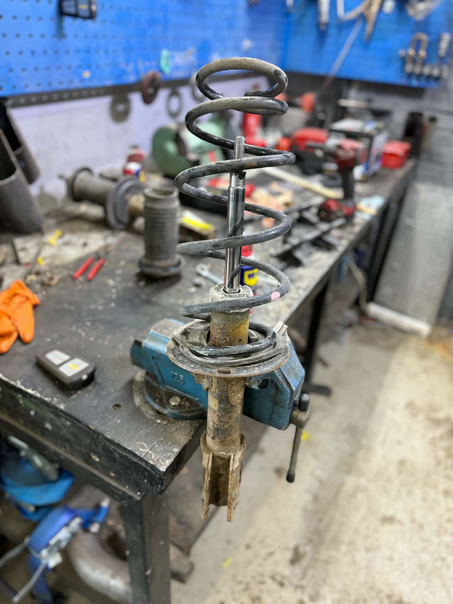 Mekaniskt reparationsarbete i verkstad